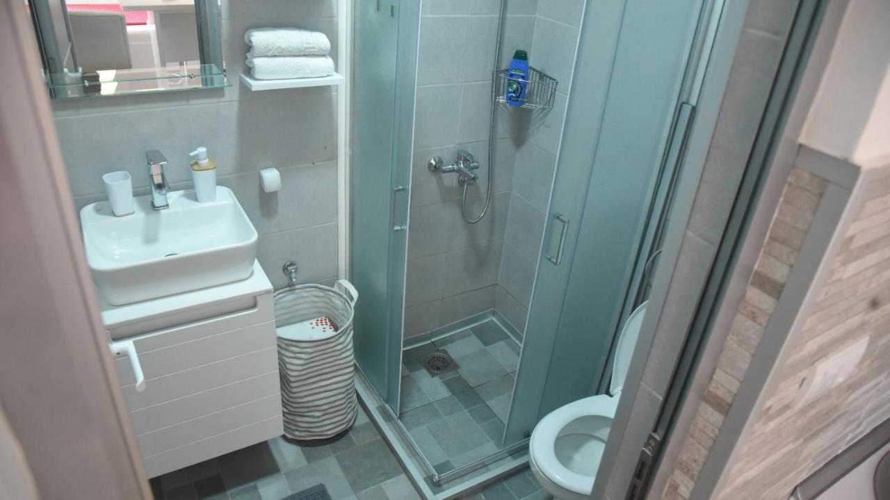 Dekart 2 Apartment Ni 외부 사진