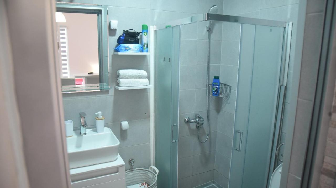 Dekart 2 Apartment Ni 외부 사진